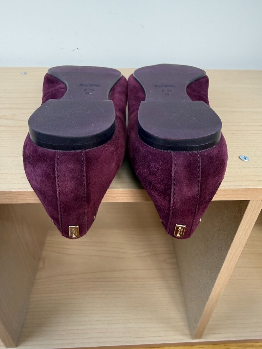 Coach Joane Flats Suede Burgundy Oxblood Embellished Laser Cut Flower (7.5) - Picture 6 of 8